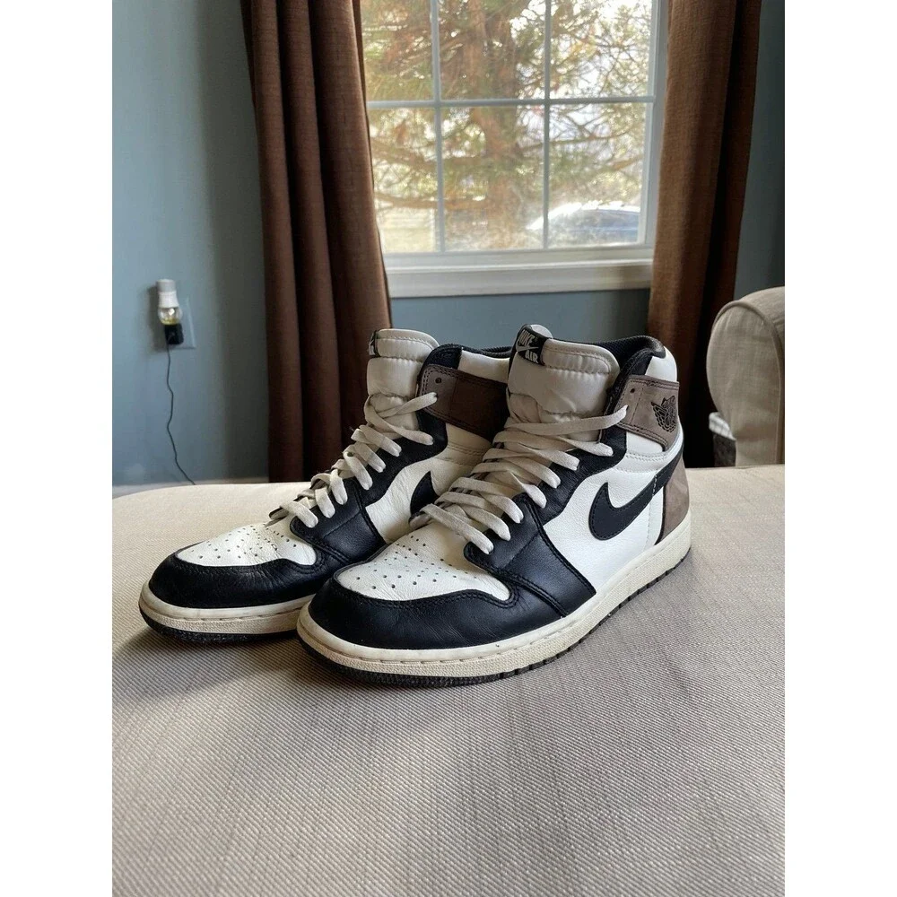 Jordan 1 Retro High Dark Mocha White/Black/Brown Shoes